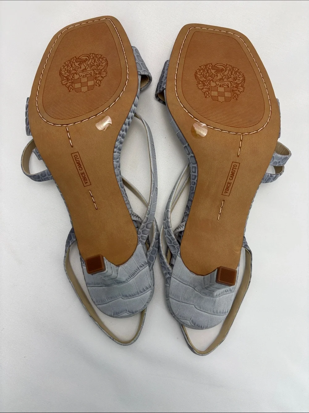 Vince Camuto Women’s 9 Light Gray Croc-Embossed‎ Strappy Slingback Heels #334